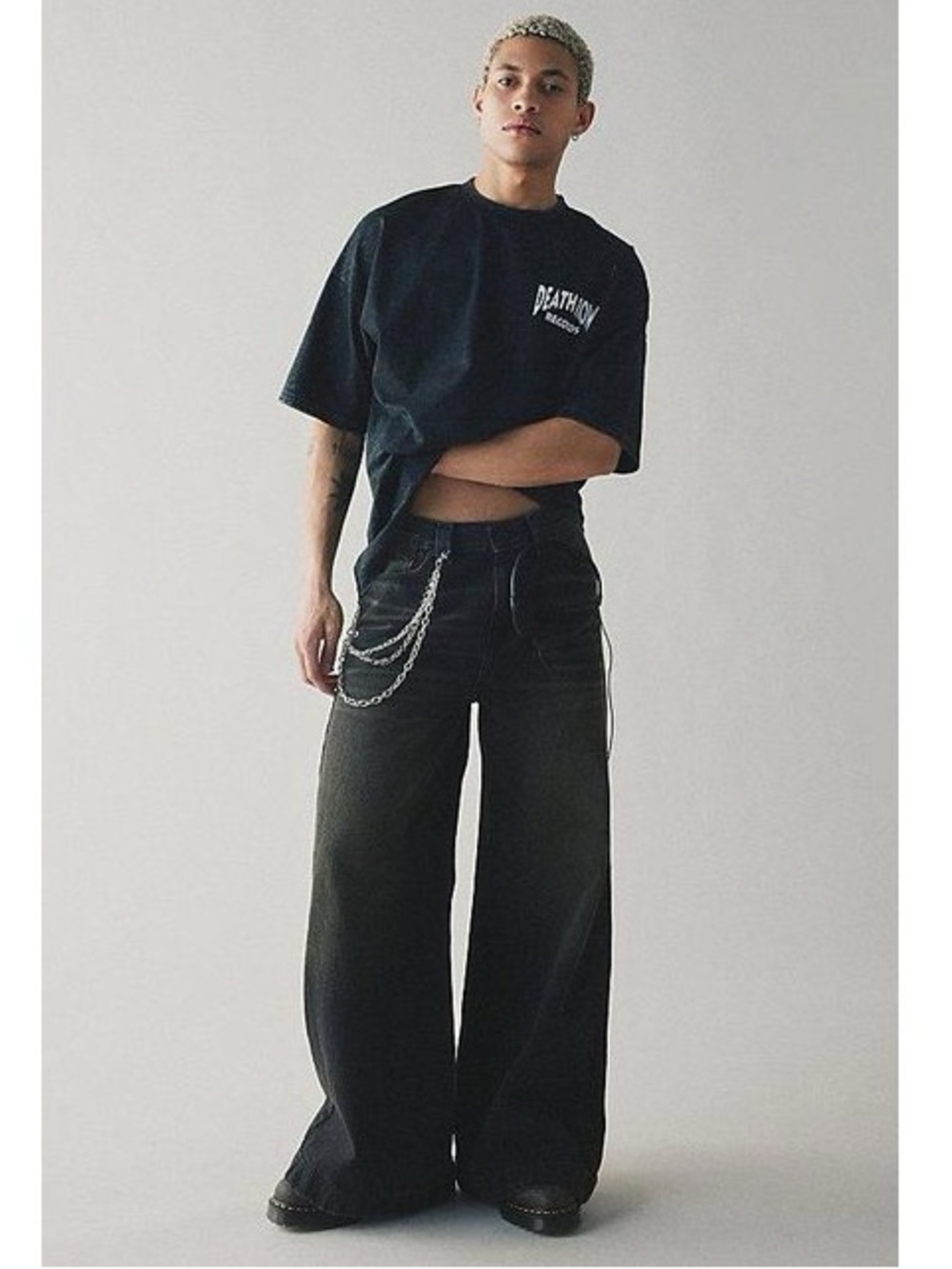 Urban Outfitters BDG CONE FIT Relaxed Wide Leg Baggy Jeans 30/32